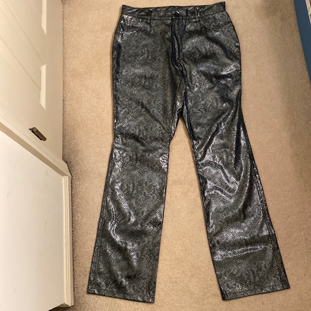 OuterEdge Faux Leather Snakeskin Pattern Pants Size 11